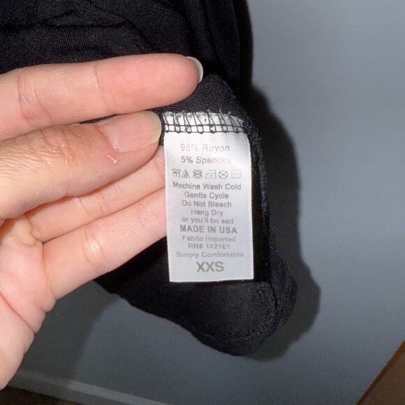 LuLaRoe Womens Irma Tunic Top Size XXS Black Short Sleeve Basic Flowy Stretch - Picture 6 of 7